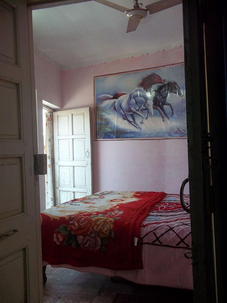 Amar Niwas Homestay Guesthouse Джодхпур Экстерьер фото