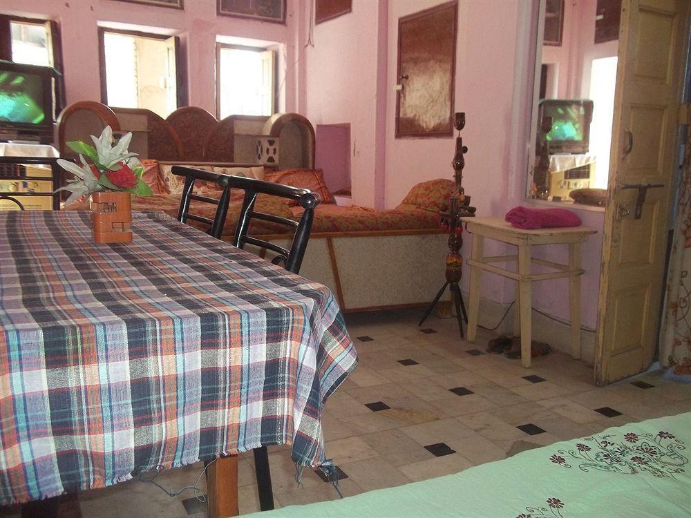 Amar Niwas Homestay Guesthouse Джодхпур Экстерьер фото