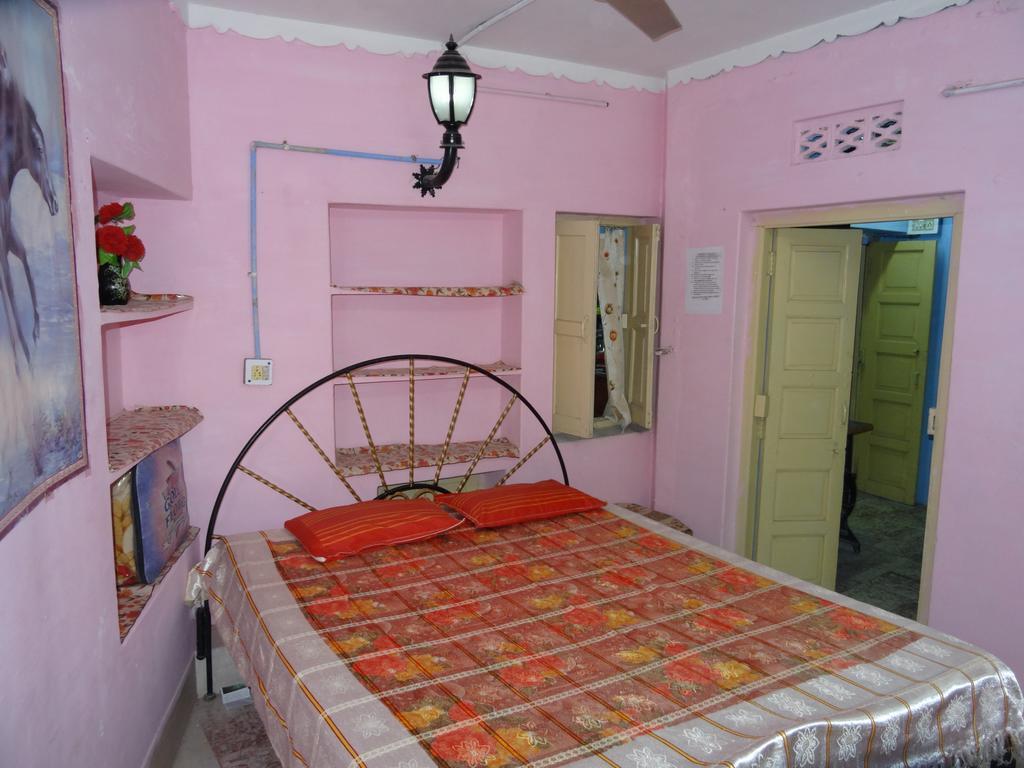 Amar Niwas Homestay Guesthouse Джодхпур Экстерьер фото